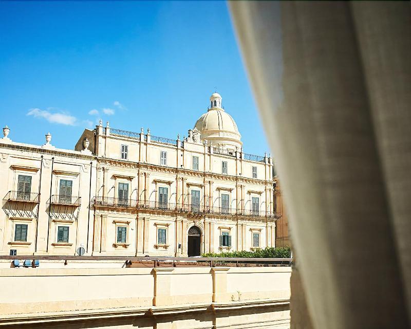 San Carlo Suites Noto Exteriér fotografie